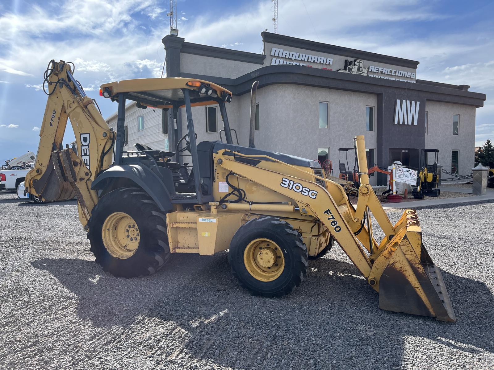 ./imagenes/INVOICE/2019/17749/BACKHOE JOHN DEERE 310SG (1).JPG